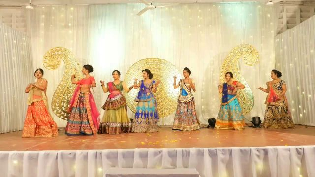 Sangeet Dance by brides side